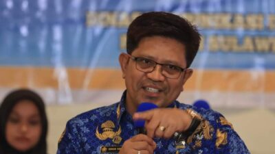 Kadis Kominfo Sultra: Saweran Gubernur di HUT Butur Bagian dari Tradisi