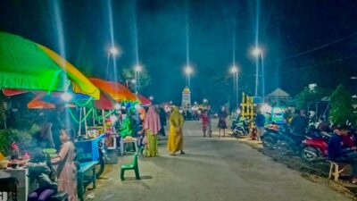 Geliat Ekonomi Pasar Malam Desa Parura Jaya Mubar Wajib Dikunjungi