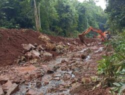 PT GMS Keruk Pendangkalan Sungai di Sangi-sangi yang Jadi Penyebab Banjir