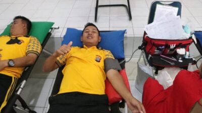 Polresta Kendari Sumbang 104 Kantong Darah ke PMI