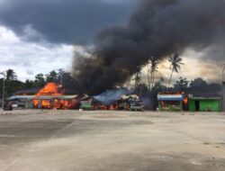 5 Kios Pedagang di Pelabuhan Sawae Konawe Kepulauan Ludes Terbakar
