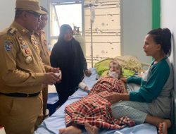 Dr Bahri Tanggung Biaya Operasi Bocah Asal Tongkuno yang Tertusuk Besi
