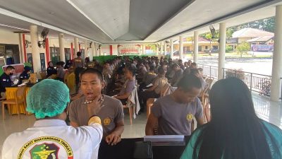 Biddokkes Polda Sultra Beri Layanan Kesehatan Terpadu ke Bintara Remaja
