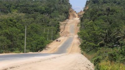 Mega Proyek Reservasi Jalan Boepinang- Bambaea Diduga Mangkrak