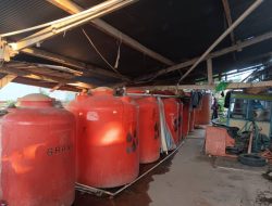 Dampak Kemarau, Penjualan Air Bersih di Kendari Meningkat, Harga Naik