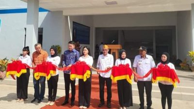 Presiden Direktur PT VDNI Bangun SD Termegah di Sulawesi Tenggara