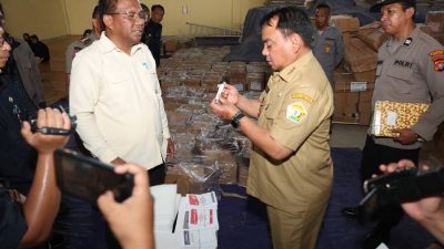 Cek Gudang Logistik KPU, Pj Gubernur Sultra Sebut Kesiapan Sudah 90 Persen