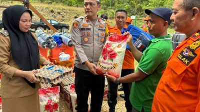 Kapolres Konut Serahkan Bantuan ke Warga Korban Bencana Puting Beliung