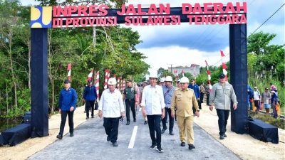 Presiden Jokowi Resmikan Inpres Jalan Daerah Senilai Rp 42 M di Muna Barat