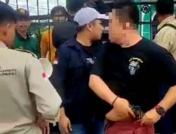 Viral Pria Keluarkan Pistol saat Demo di Kantor PT Antam Kendari, Polisi Selidiki
