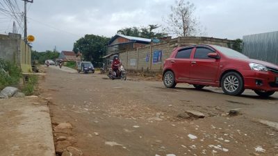 Jalan Rusak di Kendari Ini Banyak Telan Korban, Warga Minta Perbaikan