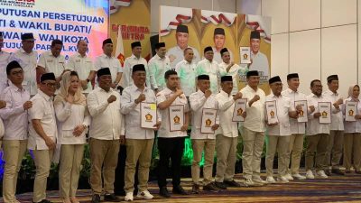 Gerindra Serahkan B1-KWK ke Paslon Kepala Daerah di Sultra, Ini Daftarnya