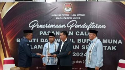 Rajiun-Purnama Paslon Pertama Daftar ke KPU Muna, Berkas Lengkap