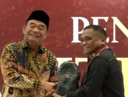 Pemkab Muna Barat Raih Penghargaan Paritrana Award 2024