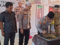 Kapolda Sultra Resmikan Masjid Miftahul Faizin Polres Konawe Utara