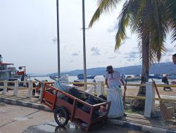 1,2 Ton Sampah Laut Diangkut dalam Aksi Ocean Clean Up Day ASDP Baubau